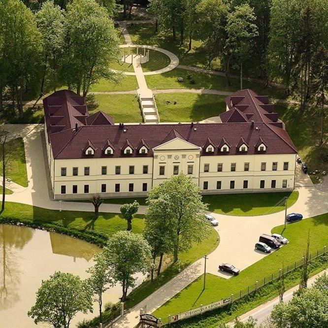 Zamek Kamenny Dvur Hotel Kynsperk nad Ohri Buitenkant foto
