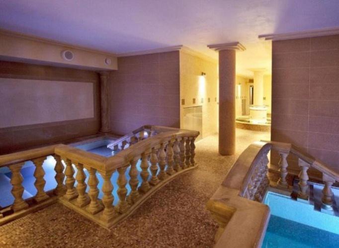 Zamek Kamenny Dvur Hotel Kynsperk nad Ohri Buitenkant foto