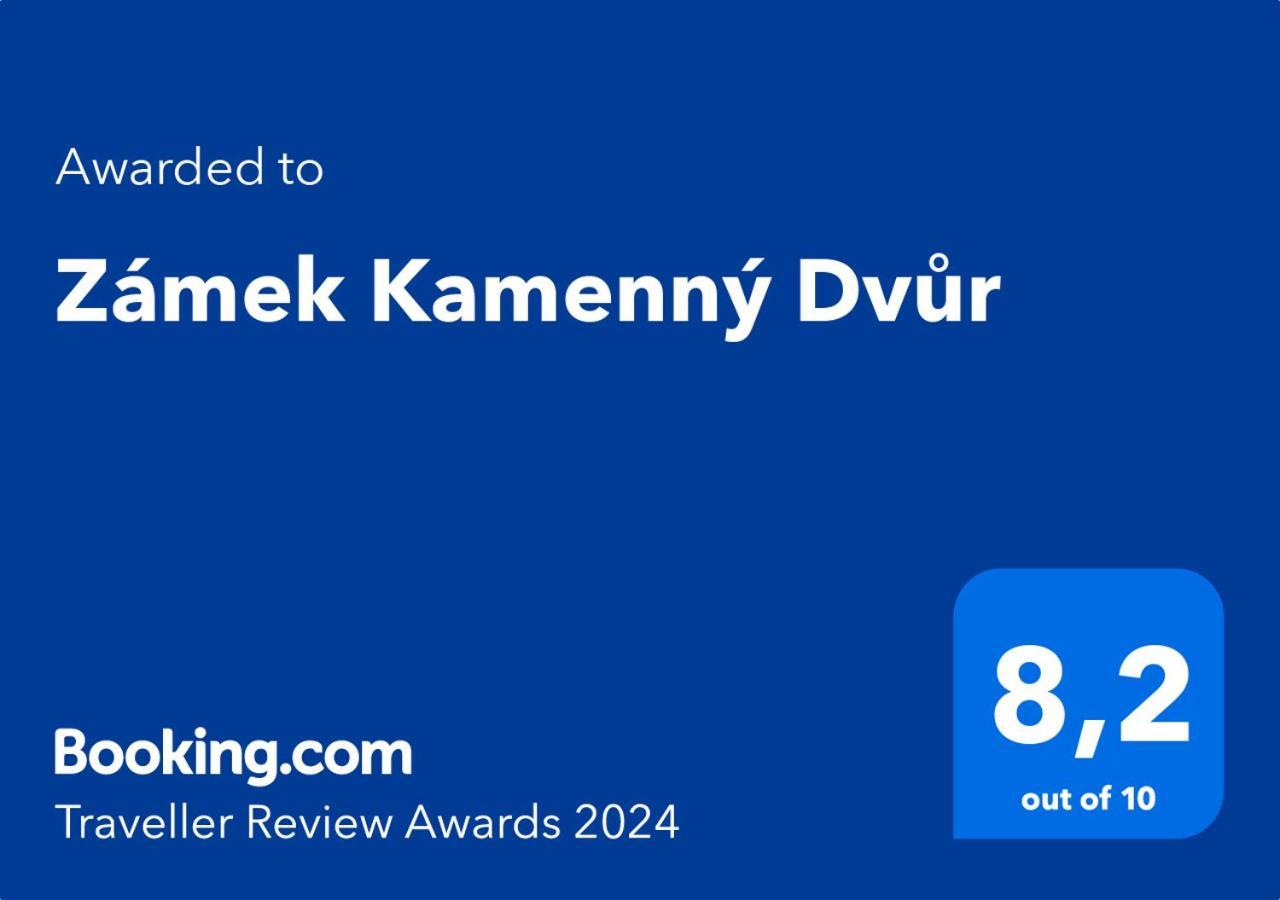 Zamek Kamenny Dvur Hotel Kynsperk nad Ohri Buitenkant foto